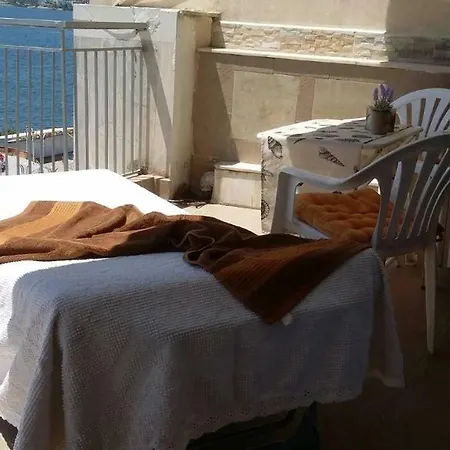 Luxury Port *
